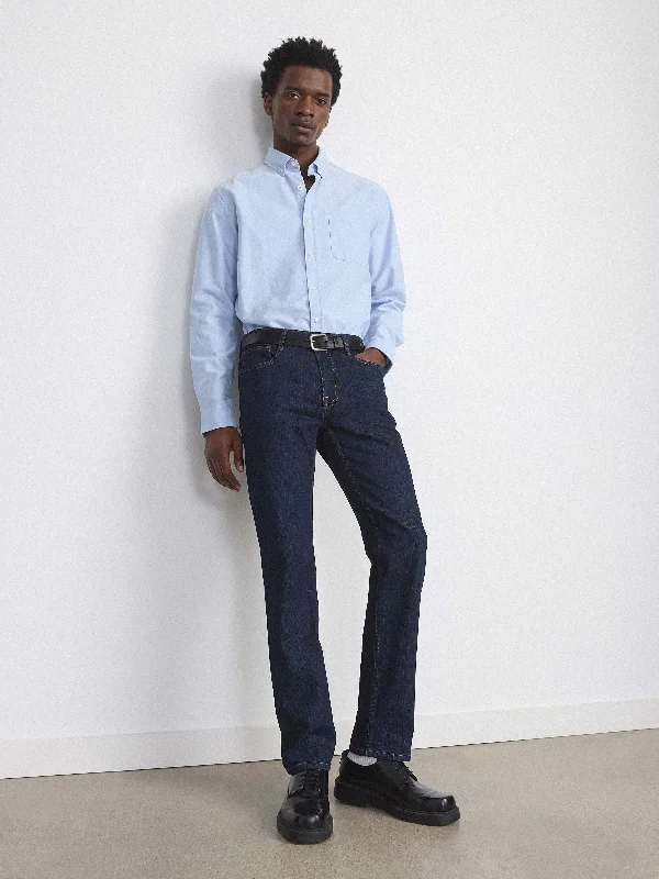 Relaxed Looks The Jasper Oxford Shirt in Light Blue