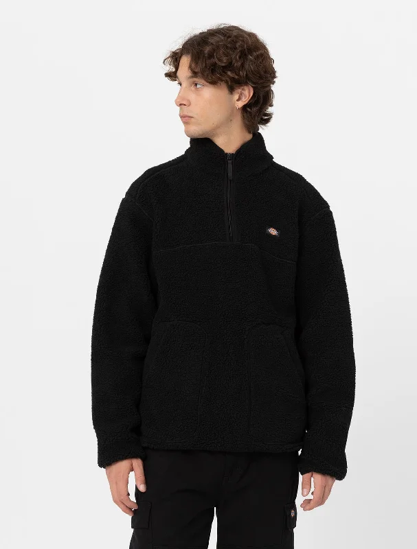 Mount Hope 1/4 Zip Fleece in Black